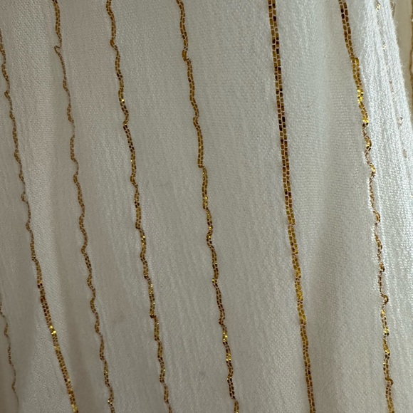 Amuse Society Lulu’s White with Gold Foil Long Sleeve Mini Dress - Picture 8 of 9